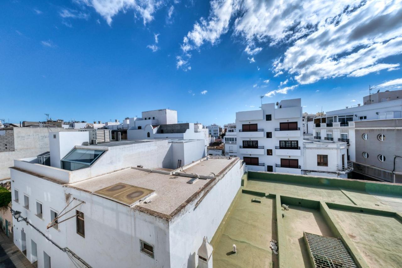 Arrecife Downtown Oasis Villa Ngoại thất bức ảnh